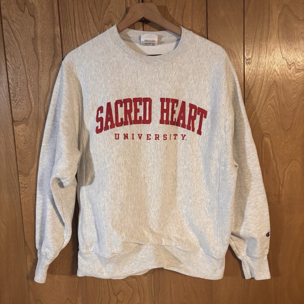 Vintage Champion Sacred-Heart University Sweatshirt Size Medium Reverse-Weave